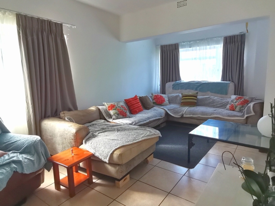 6 Bedroom Property for Sale in Onrus Western Cape